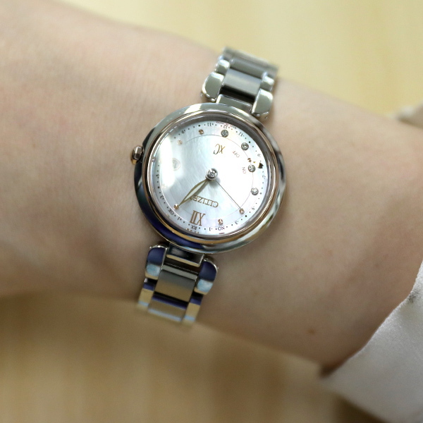 CITIZEN クロスシー(ES9466-65W)