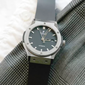 HUBLOT クラシック・フュージョン(542.NX.1270.LR)