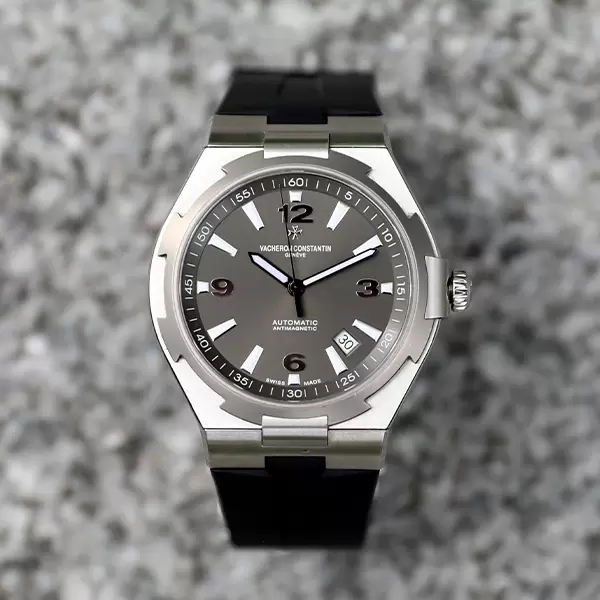 ウェア CLARK37 webp_970c4a23-e18a-4b2f-9968-